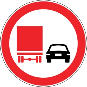 Kamyonlar İçin Öndeki Taşıtı Geçmek Yasaktır trafik levhası