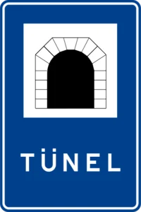 Tünel trafik levhası